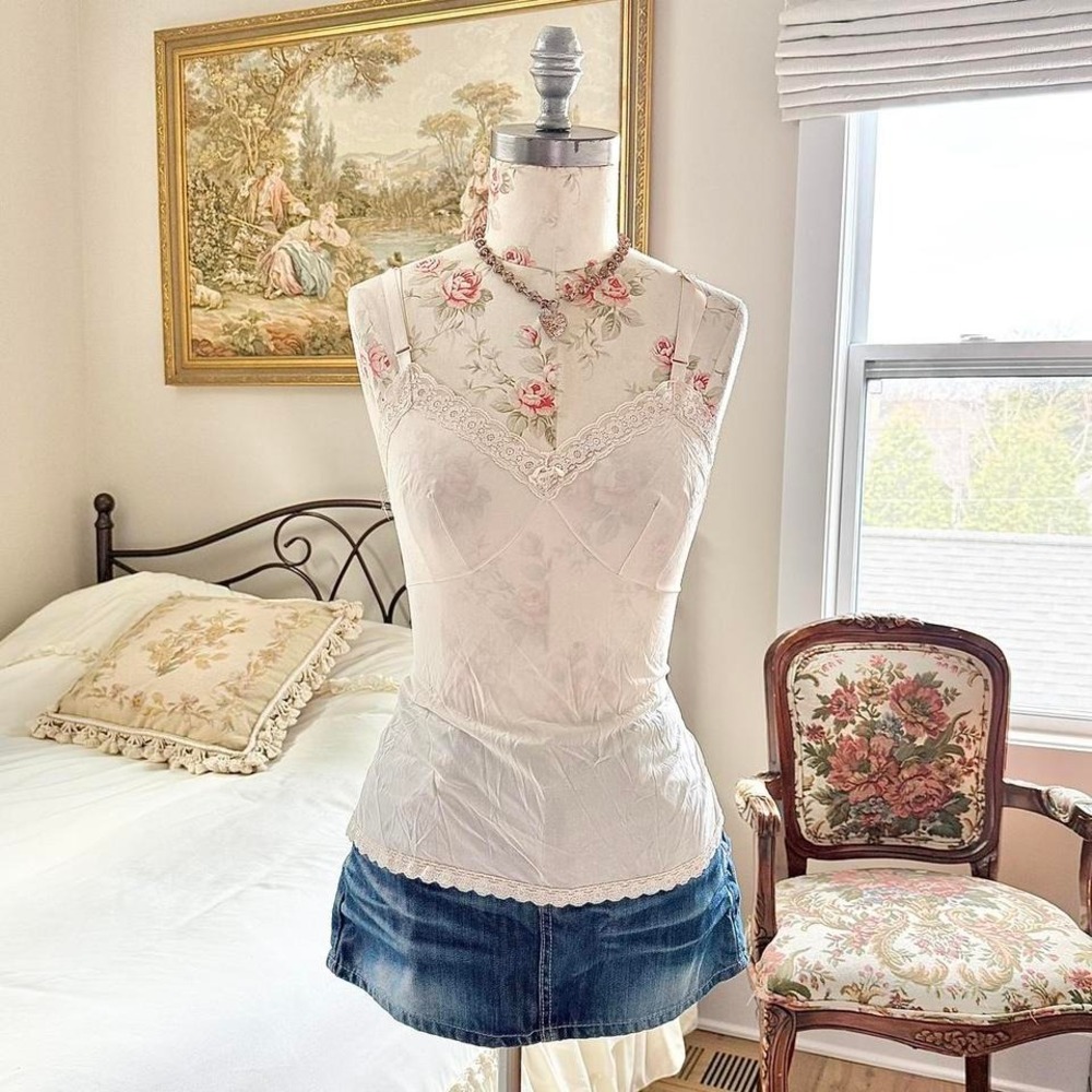 90s white lingerie cami Lorraine tagged a size 34